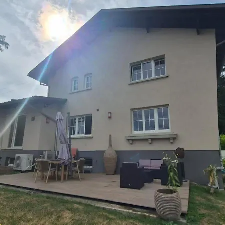 Propriete Privee 3 Avec Jardin Clos Et Parking Prive Gratuit A *